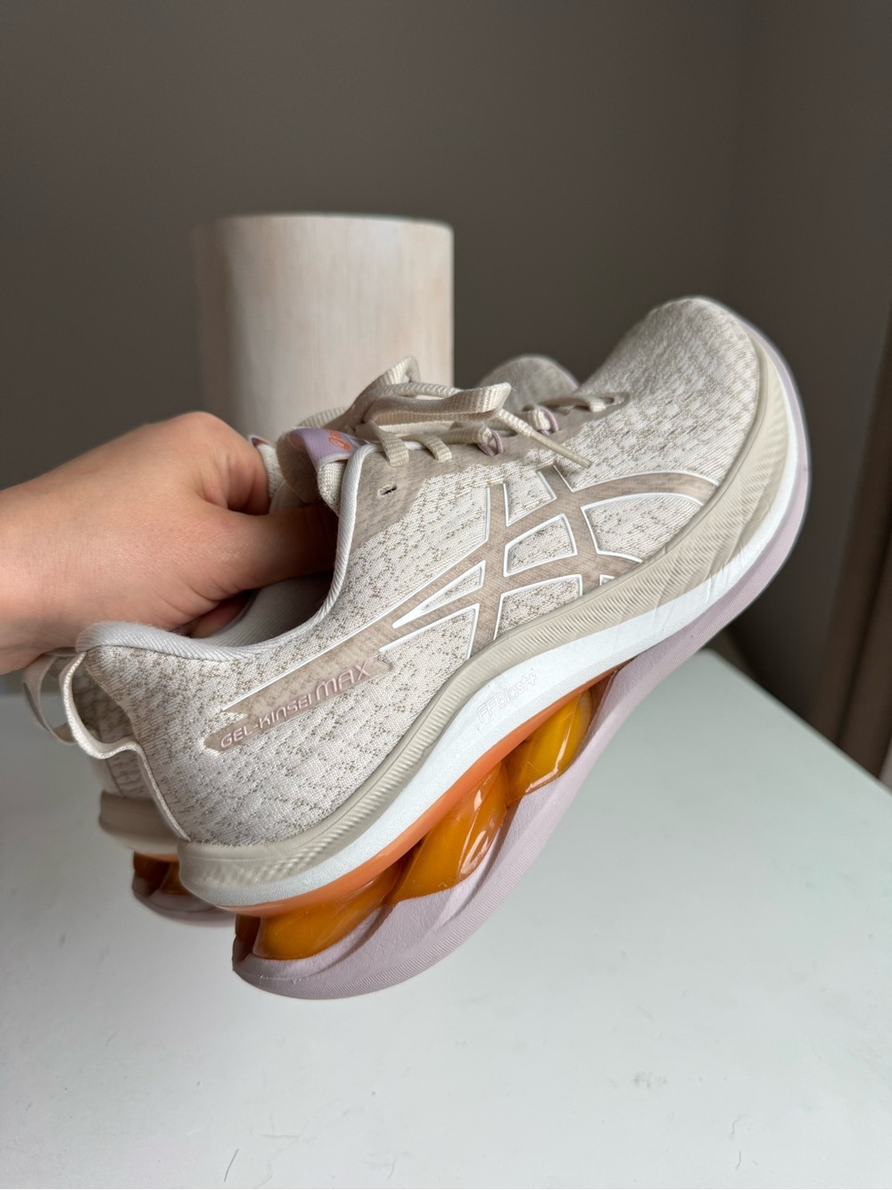 ASICS Women's GEL-Kinsei Neutral Running Shoes - Cream/Pink size 8